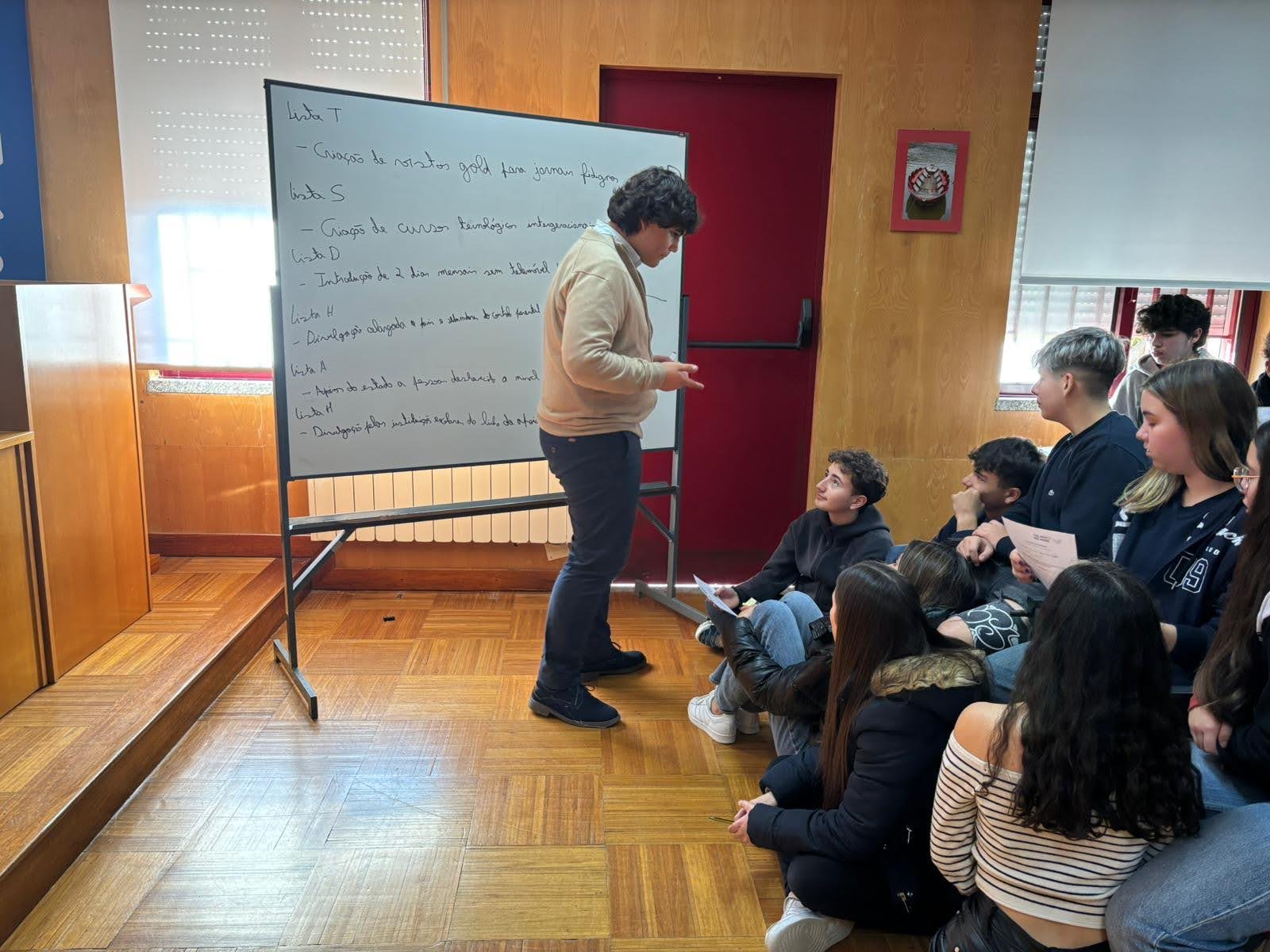 Henrique, o Político vai às Escolas: Escola Básica Infanta Dona Mafalda